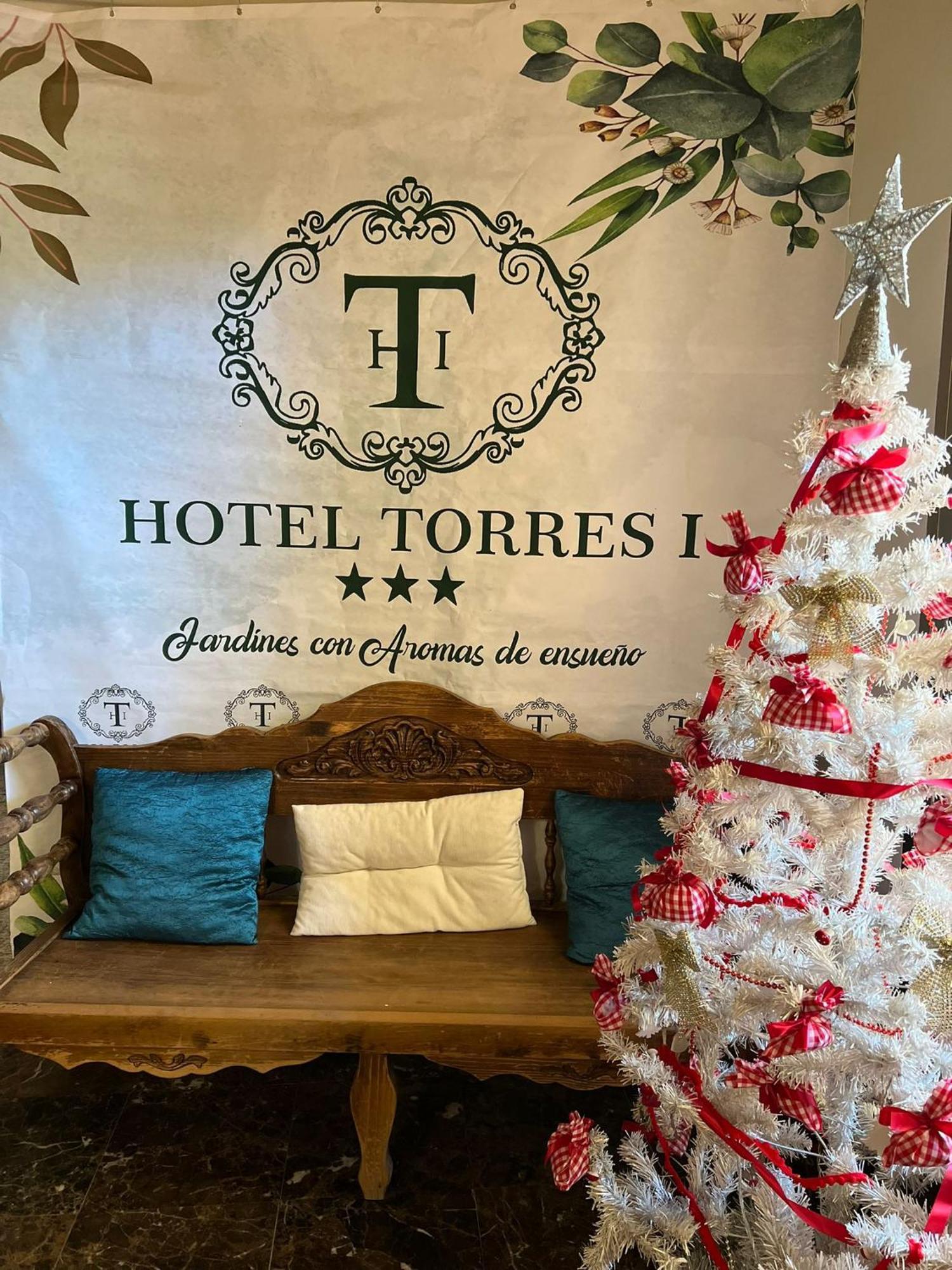Hotel Torres I Villanueva Del Arzobispo Buitenkant foto
