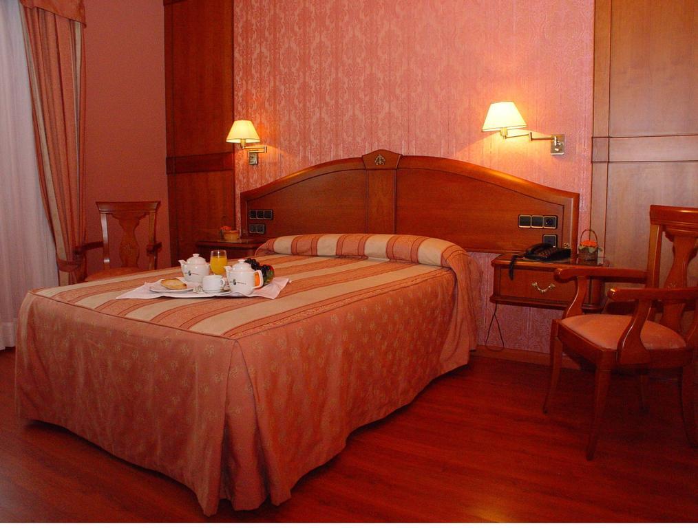 Hotel Torres I Villanueva Del Arzobispo Kamer foto